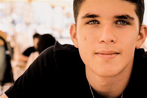 2,000+ Free Teenager & Teen Photos .